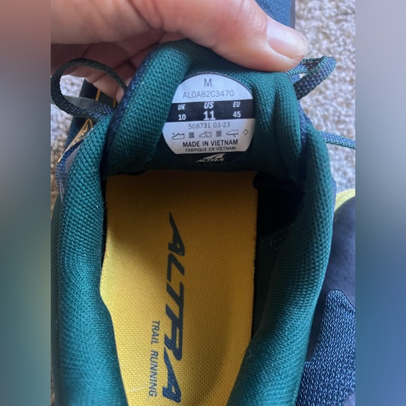 Altra Trail Running shoes - Picture 9 of 12